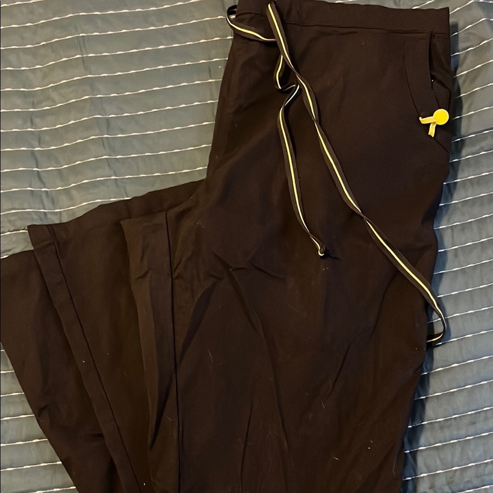 Black scrub pants